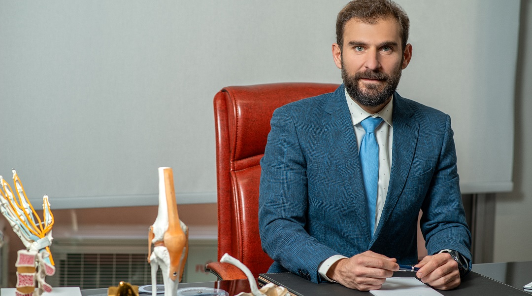 Ορθοπαιδικός Χαλκίδα και Μαρούσι Αβραμίδης Γρηγόριος